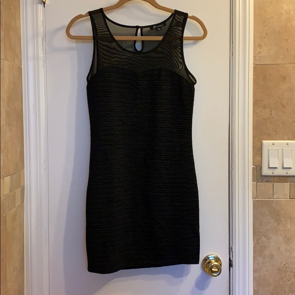 Black sweetheart sleeveless LBD